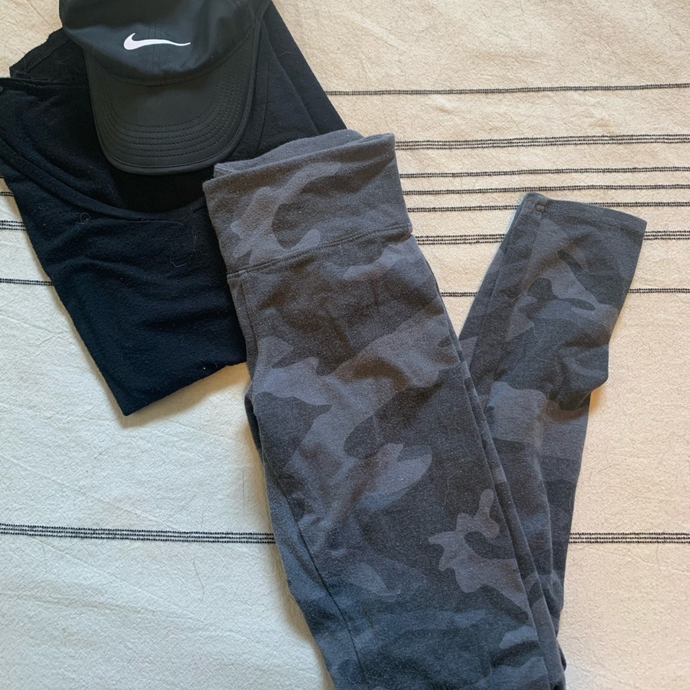 Aeropostale Camouflaged Leggings